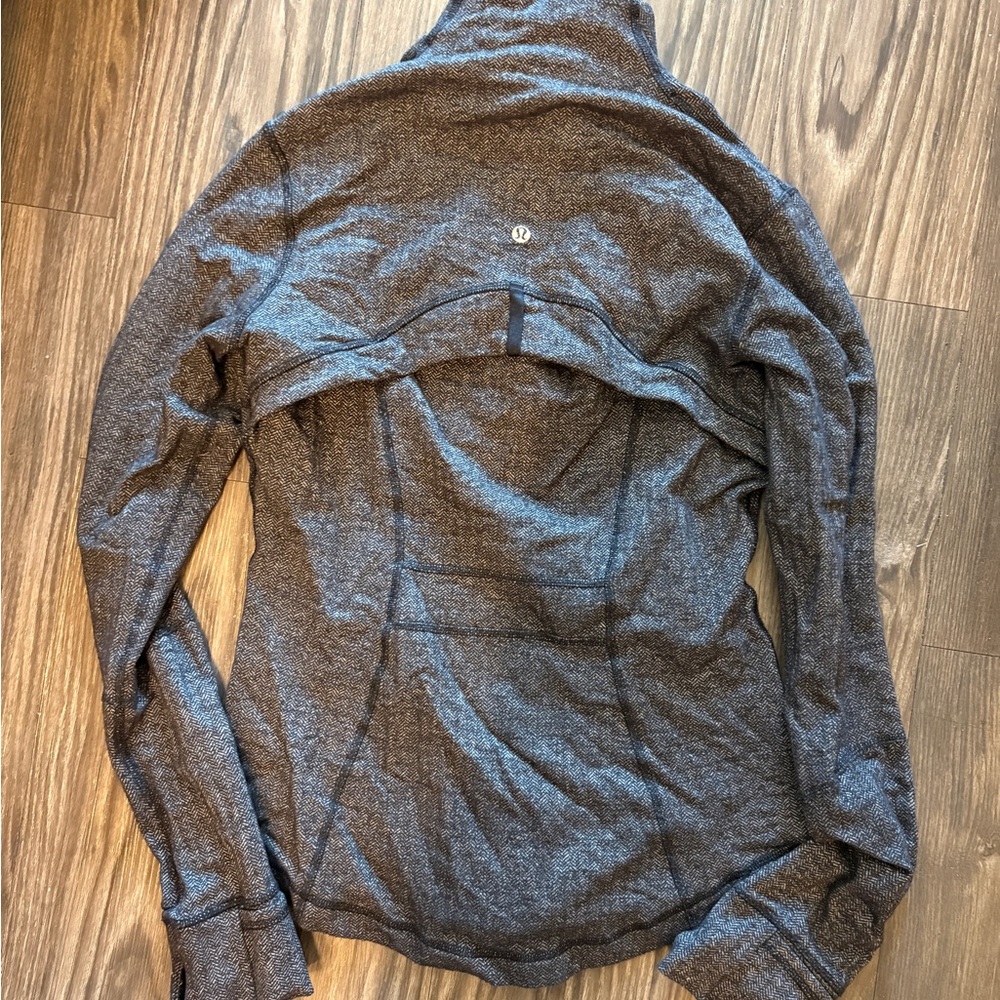 Jacket - Picture 1 of 3